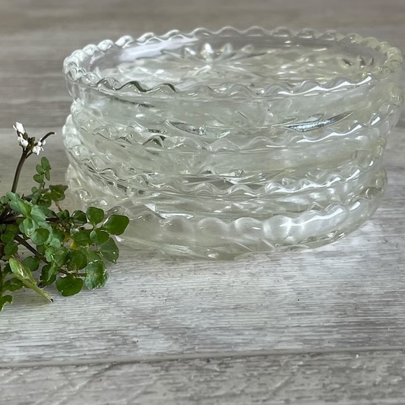 Vintage Glass Coasters - Set 4 Crystal Clear - Depression Glass Star - Picture 15 of 15